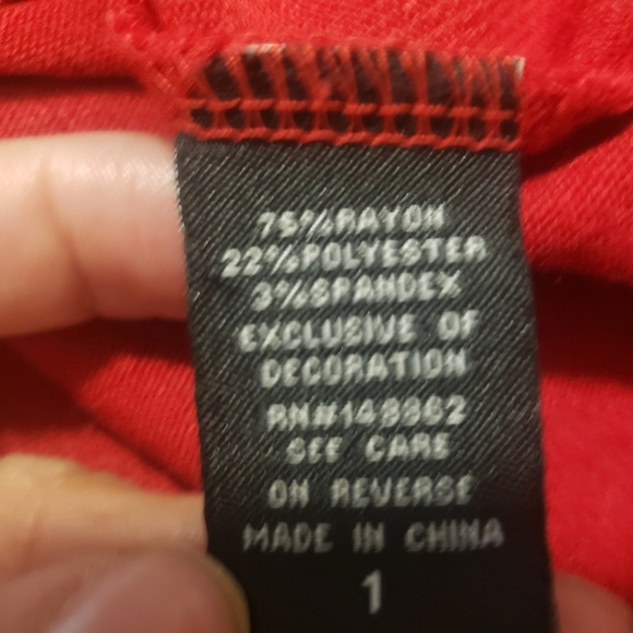 TORRID. KNIT FAUX WRAP RED DRESS...SIZE:1 - Picture 9 of 10